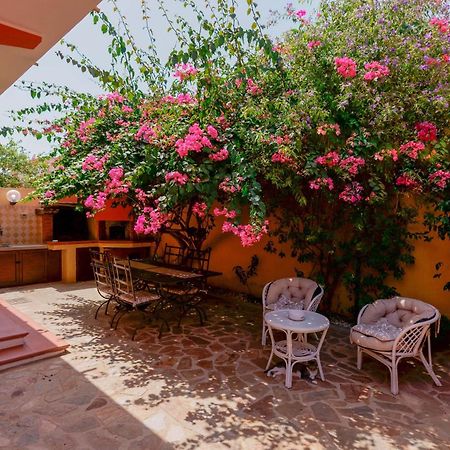 Il Piccolo Giardino Rooms & Breakfast Villasimius Bagian luar foto