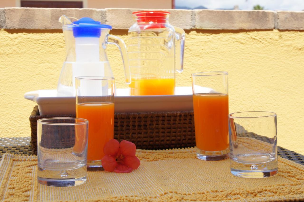 Il Piccolo Giardino Rooms & Breakfast Villasimius Bagian luar foto